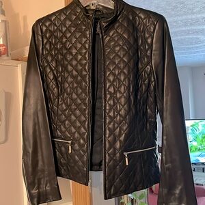 Size 10 women’s Context 100% leather Jacket